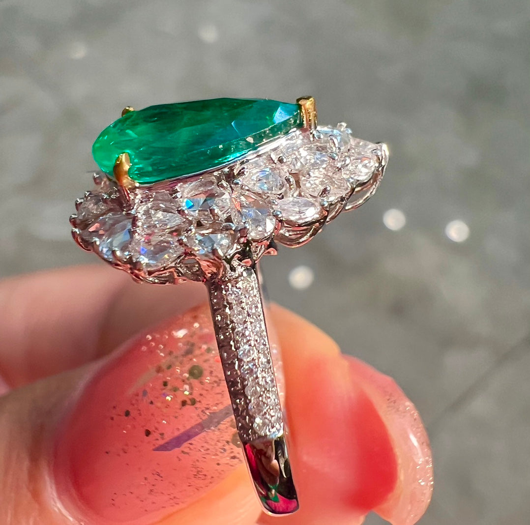 Luxury Natural Emerald Statement Ring with Diamonds, Unique Design, Bridal Ring, Anniversary Ring, Gift for Her