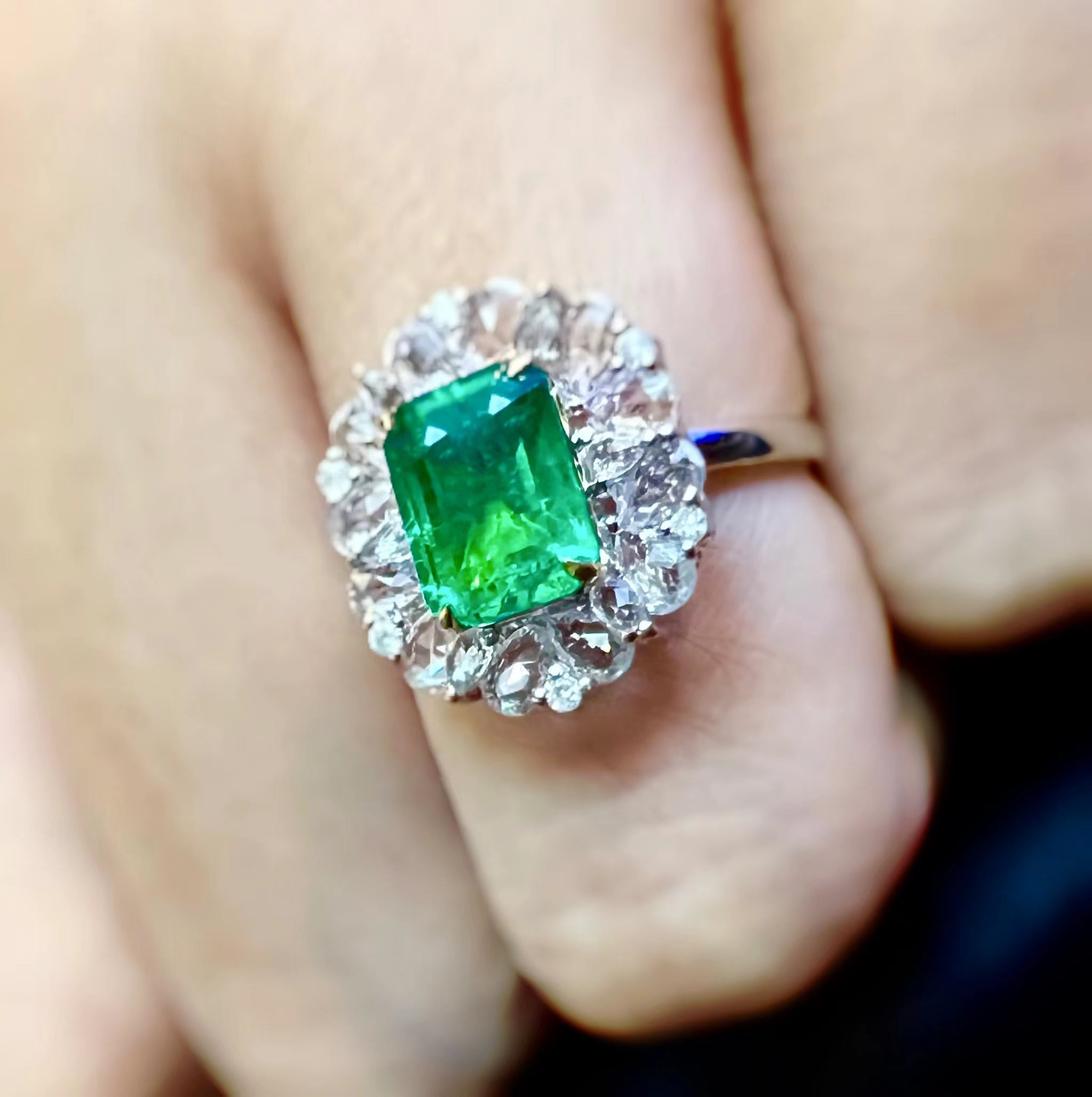 Natural Emerald Statement Ring, Classic Floral Design, Bridal Ring, Anniversary Ring, Gift for Her