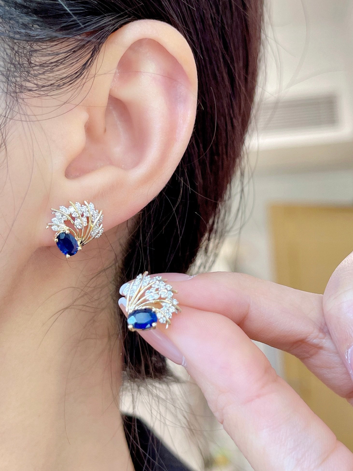 Luxury Natural Sapphire Stud Earring with Natural Diamonds, Unique Floral Design, 18K Diamond Stud Earring, Bridal Earring, Anniversary Earring, Gift for Her
