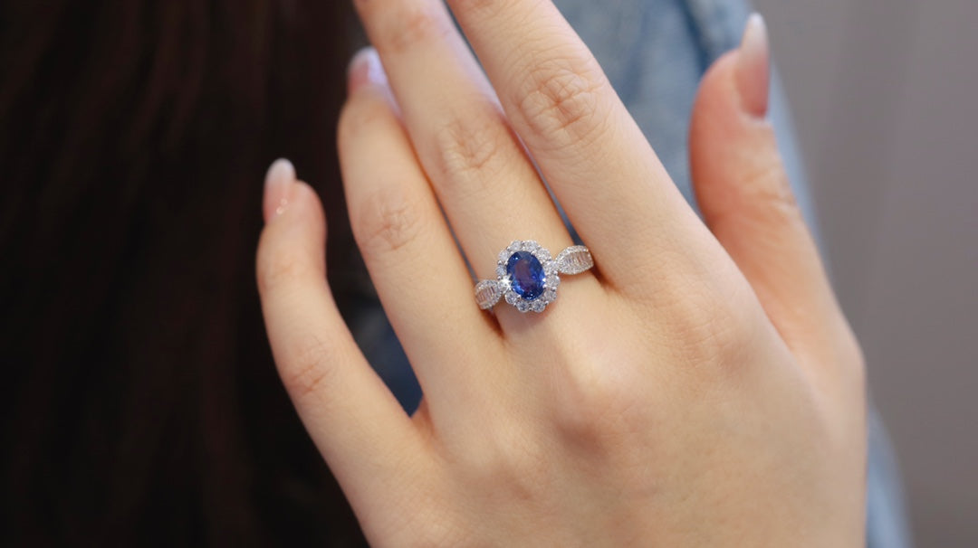 Luxury Natural Sapphire Ring with Diamonds, Classic Design, Unique Design, Bridal Ring, Anniversary Ring, Gift for Her