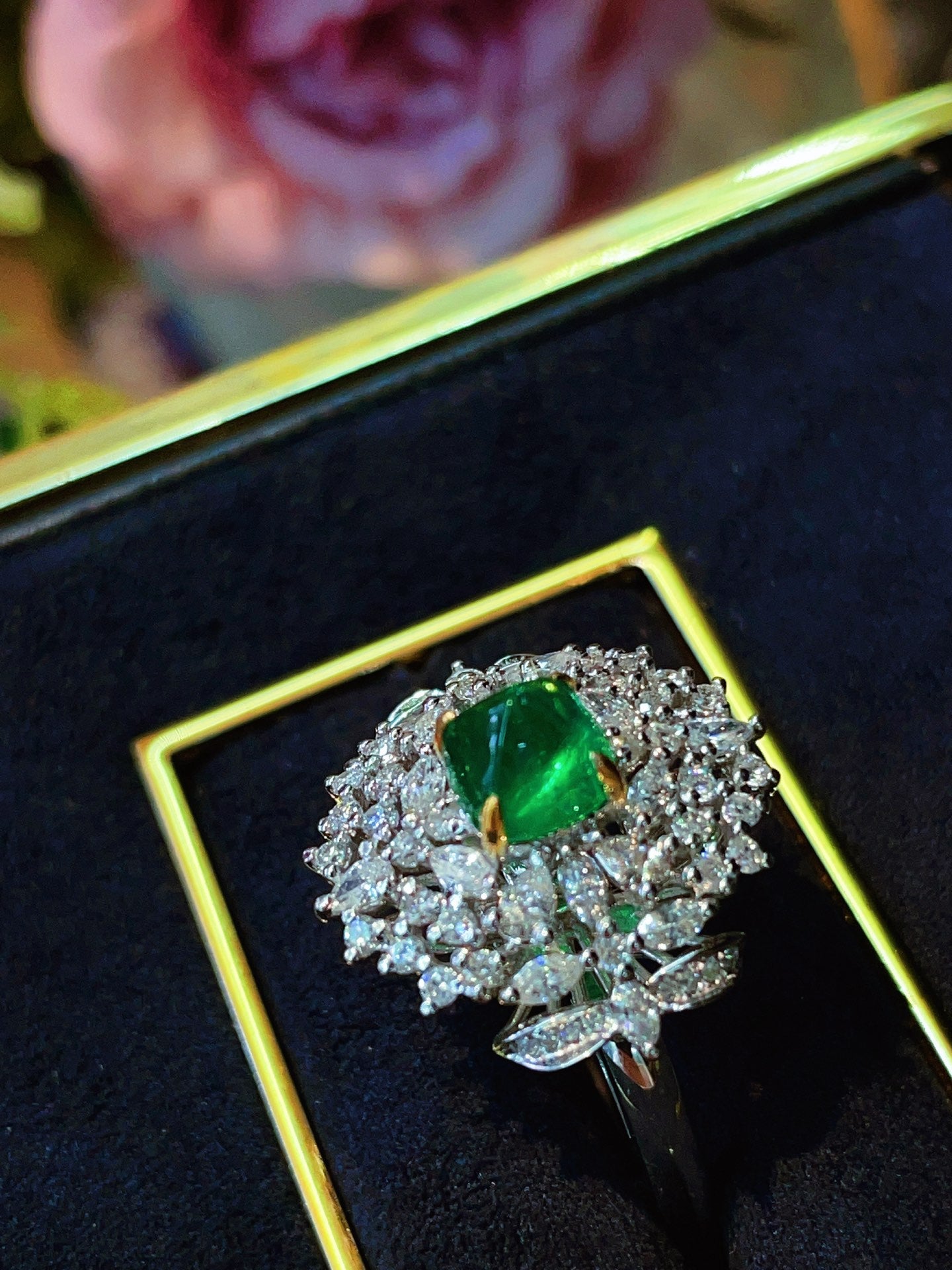 Luxury Natural Emerald Statement Ring with Diamonds, Unique Design, Bridal Ring, Anniversary Ring, Gift for Her