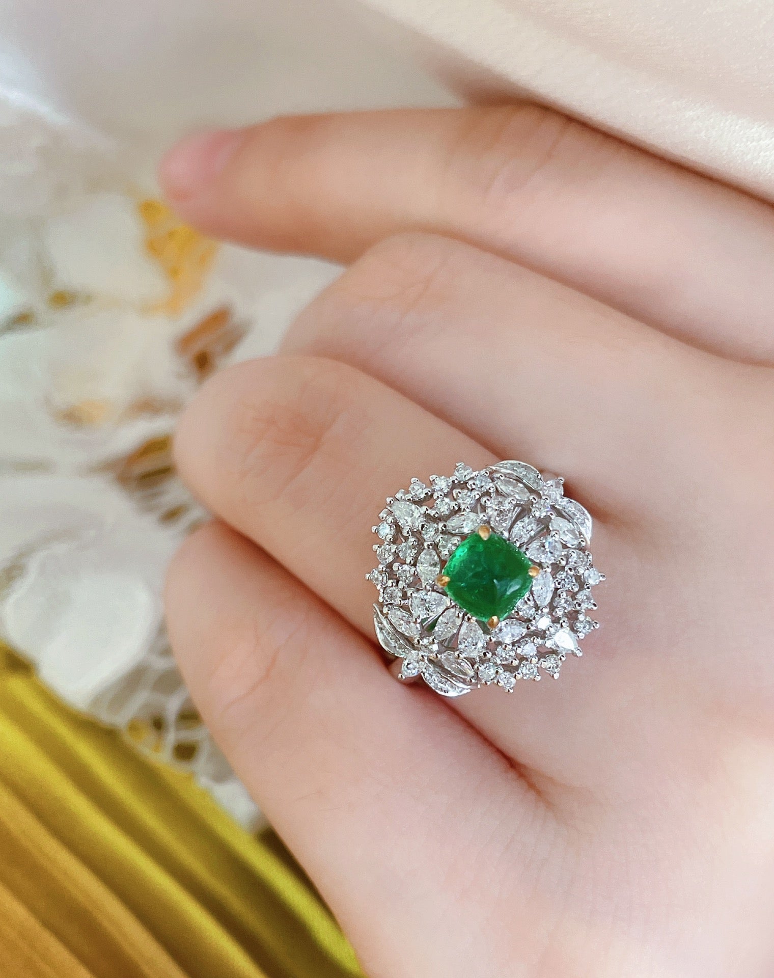 Luxury Natural Emerald Statement Ring with Diamonds, Unique Design, Bridal Ring, Anniversary Ring, Gift for Her