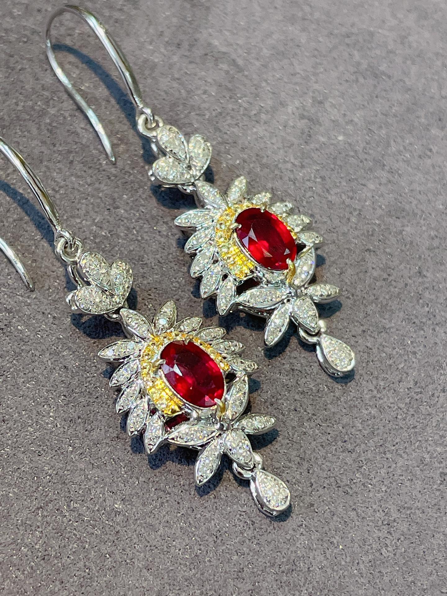 Natural Unheated Ruby Drop Earring with Diamonds, Unique Deisgn, 18K Diamond Earring, 18K Gold Daily Earrings, Bridal Earring, Anniversary Earring, Gift for Her