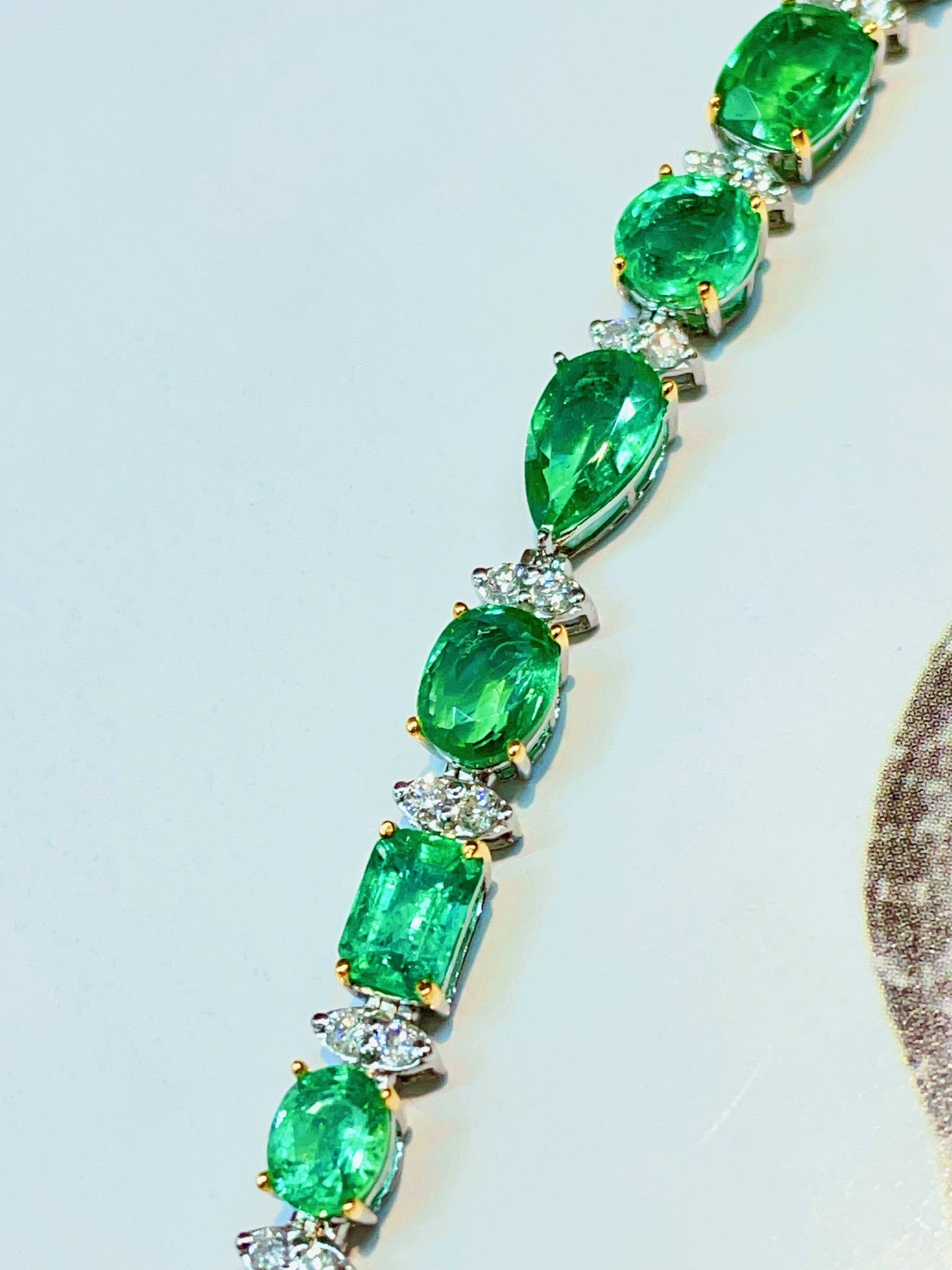 Luxury Natural Emerald Bracelet with Diamonds, Classic Design, 18K Natural Diamond Bracelet, Wedding Bracelet, Anniversary Bracelet, Gift for you