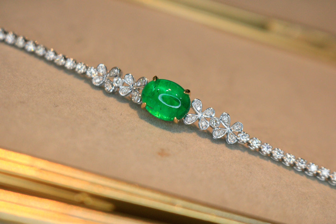 Luxury Natural Emerald Bracelet with Diamonds, Classic Design, 18K Natural Diamond Bracelet, Wedding Bracelet, Anniversary Bracelet, Gift for you