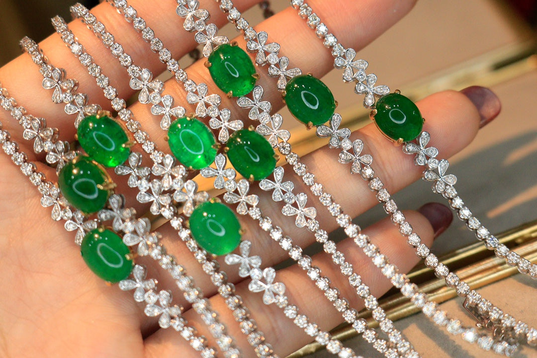 Luxury Natural Emerald Bracelet with Diamonds, Classic Design, 18K Natural Diamond Bracelet, Wedding Bracelet, Anniversary Bracelet, Gift for you