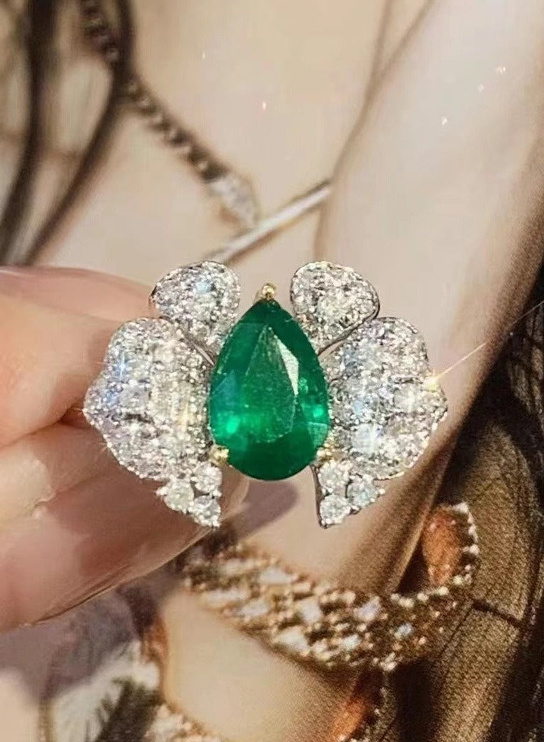 Natural Emerald Statement Ring, Unique Design, Bridal Ring, Anniversary Ring, Gift for Her
