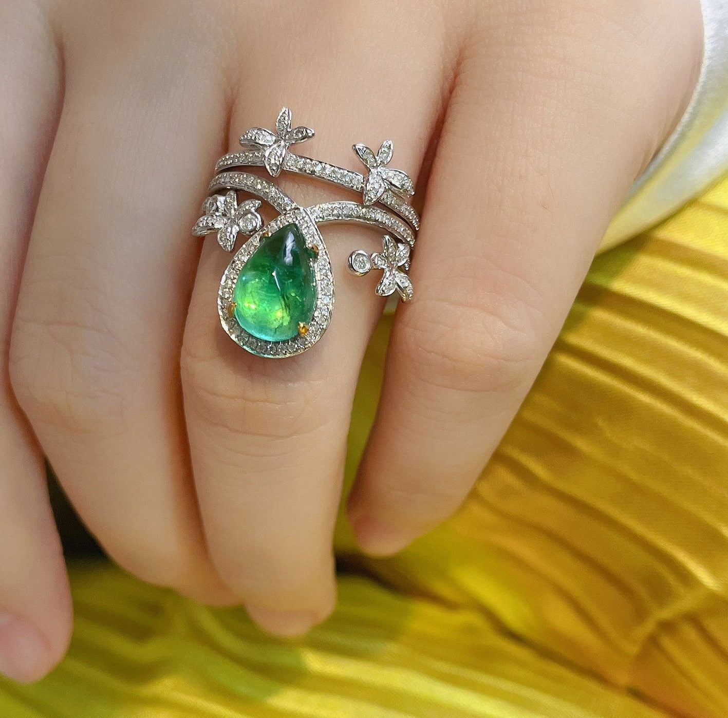 Luxury Natural Emerald Statement Ring, Unique Floral Design, Bridal Ring, Anniversary Ring, Gift for Her
