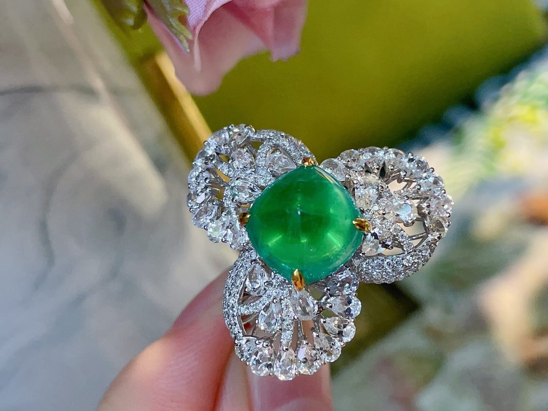 Luxury Natural Emerald Statement Ring, Unique Floral Design, Bridal Ring, Anniversary Ring, Gift for Her