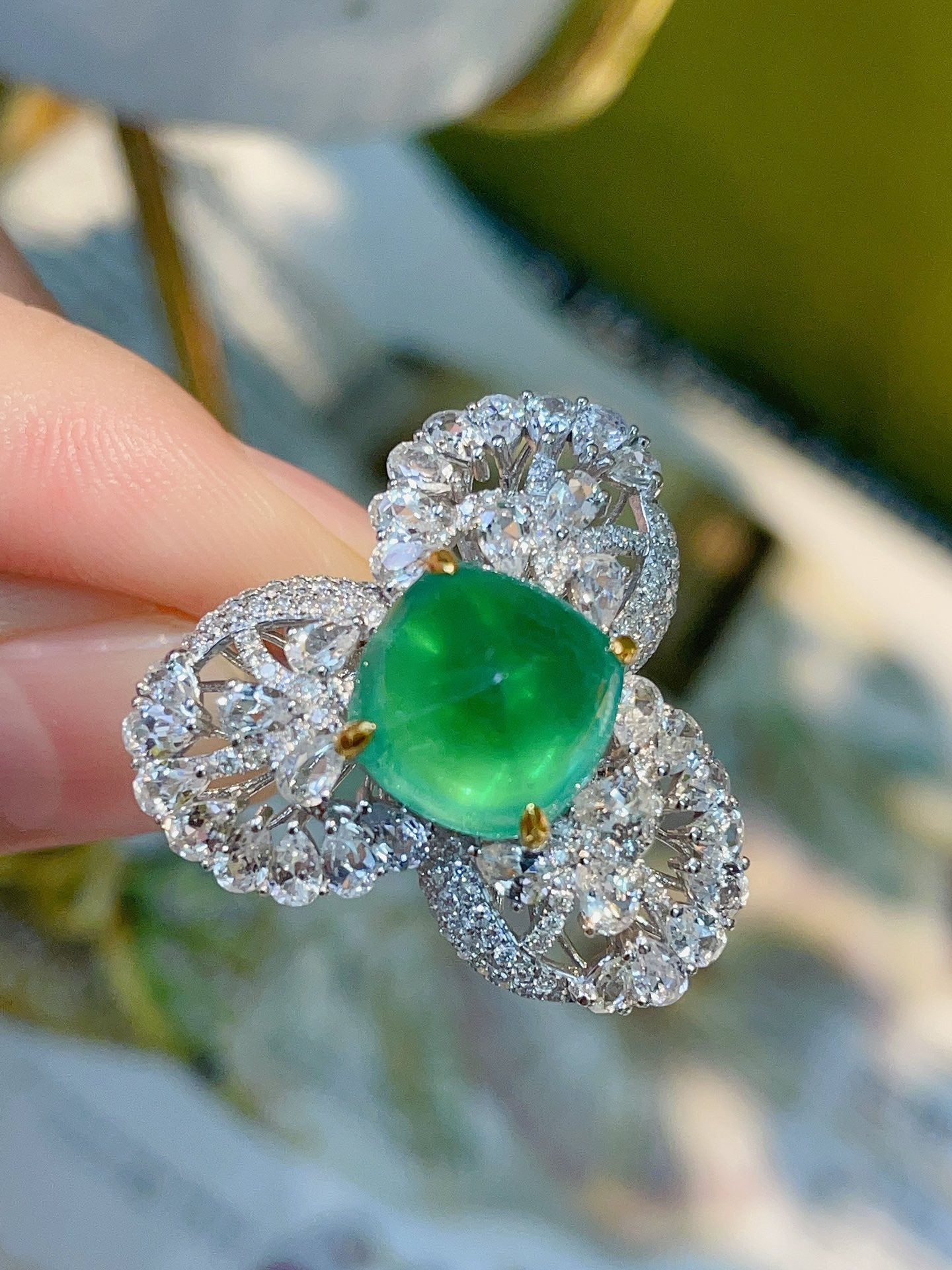 Luxury Natural Emerald Statement Ring, Unique Floral Design, Bridal Ring, Anniversary Ring, Gift for Her