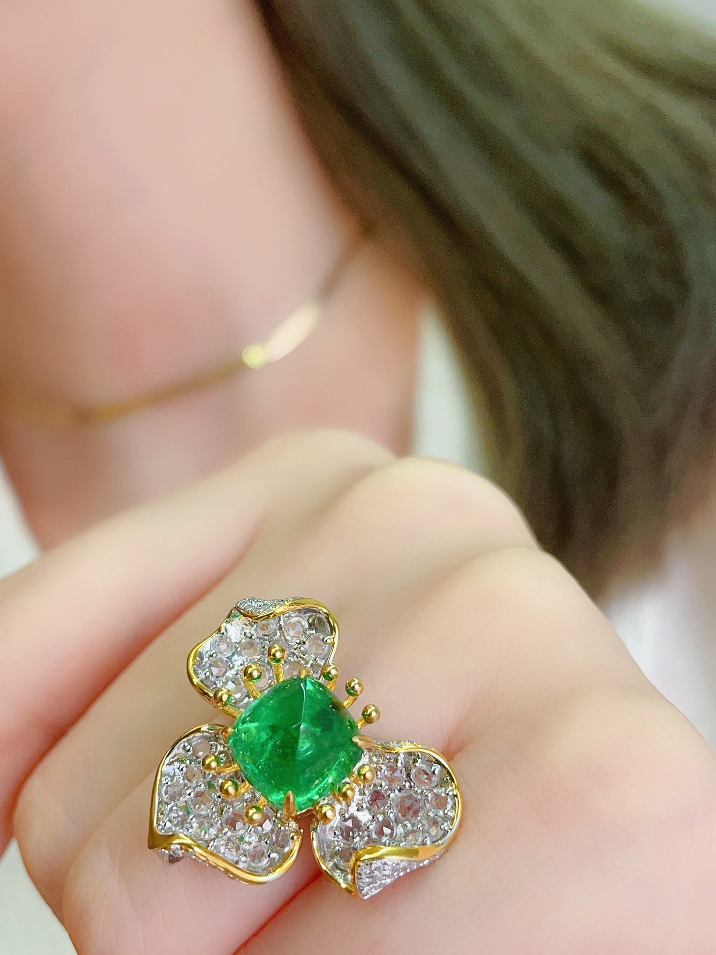 Luxury Natural Emerald Statement Ring, Unique Floral Design, Bridal Ring, Anniversary Ring, Gift for Her