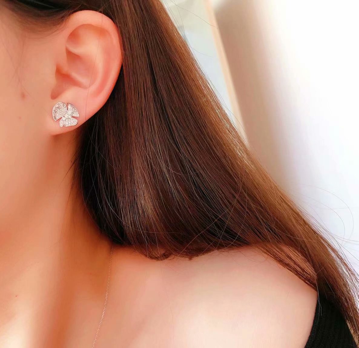 Natural Diamond Earring and Necklace Unique Floral Style 18K Gold Daily Earrings Bridal Wedding Anniversary Events Earrings Chirstmas Gift