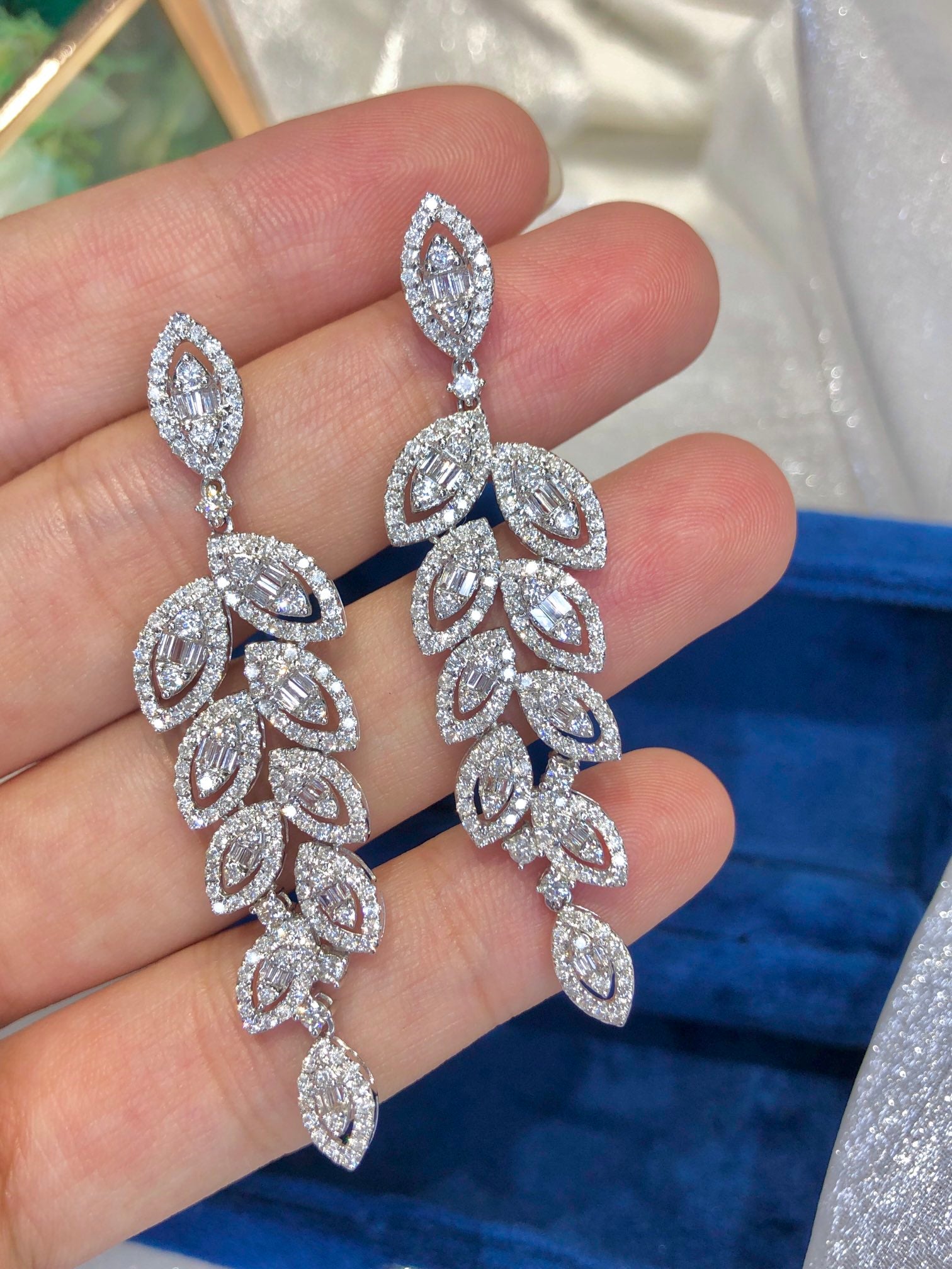 Luxury Natural Diamond Drop Earring, Classic Elegant Deisgn, 18K Diamond Earring, 18K Gold Daily Earrings, Bridal Earring, Anniversary Earring, Gift for Her