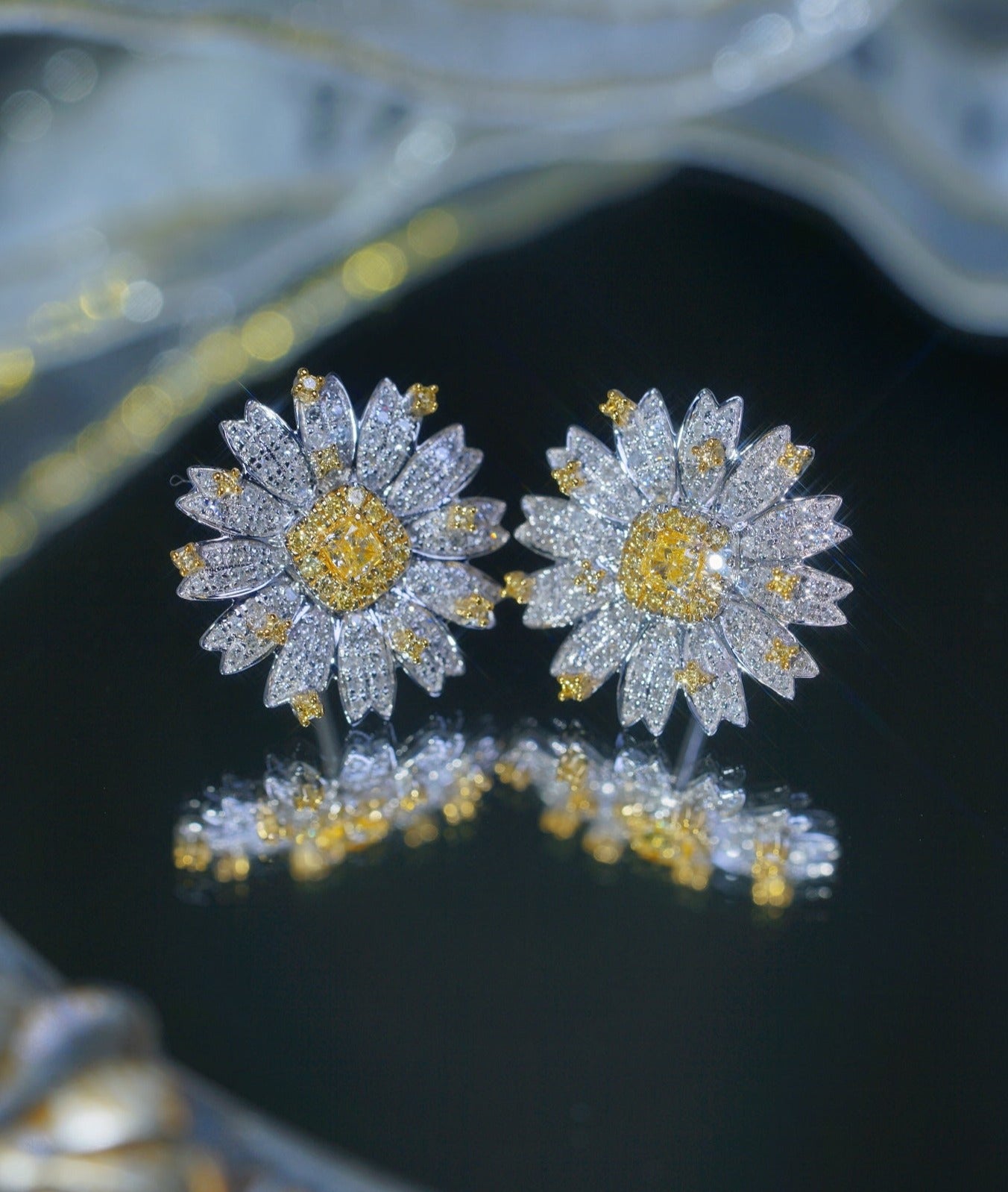 Natural Yellow Diamond Stud Earring, Unique Daisy Style, 18K Gold Daily Earrings, Bridal Earring, Anniversary Earring, Gift for Her