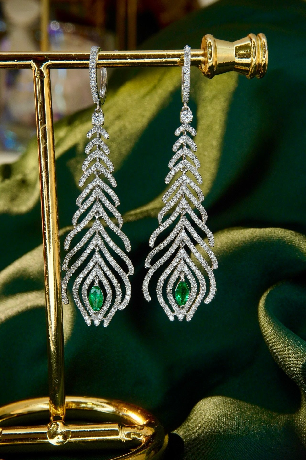 Natural Diamond Drop Earring, Natural Emerald Drop Earring, Unique Feather Style, 18K Gold Daily Earrings, Bridal Earring, Anniversary Earring, Gift for Her