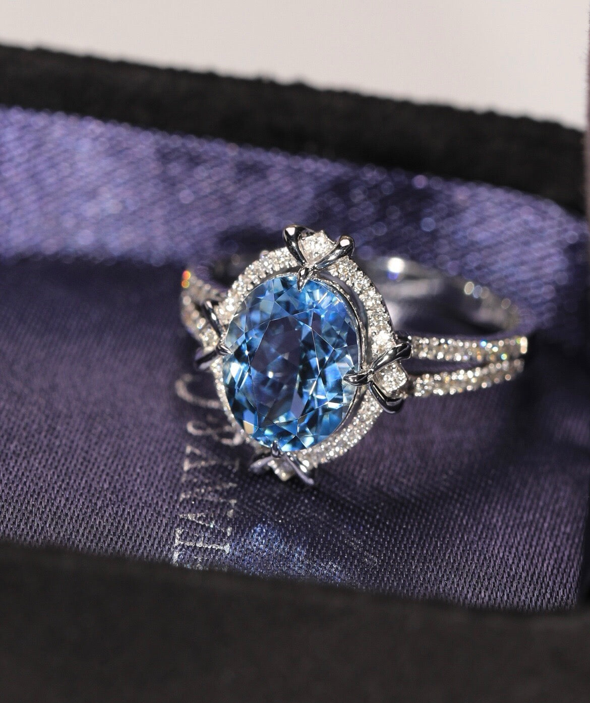 Luxury Natural Aquamarine Statement Ring, Classic Design, Bridal Ring, Anniversary Ring, Gift for Her