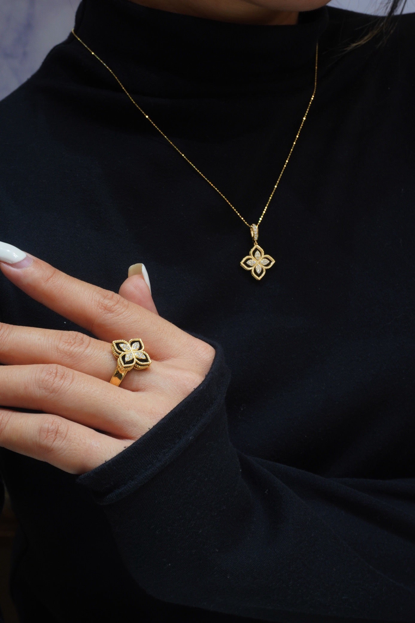 Four Leaf Clover Jewelry Set, Diamond Earring, Diamond Ring, Diamond Pendant, Classic Style, 18K Gold Daily Earrings, Bridal Ring, Anniversary Earring, Gift for Her