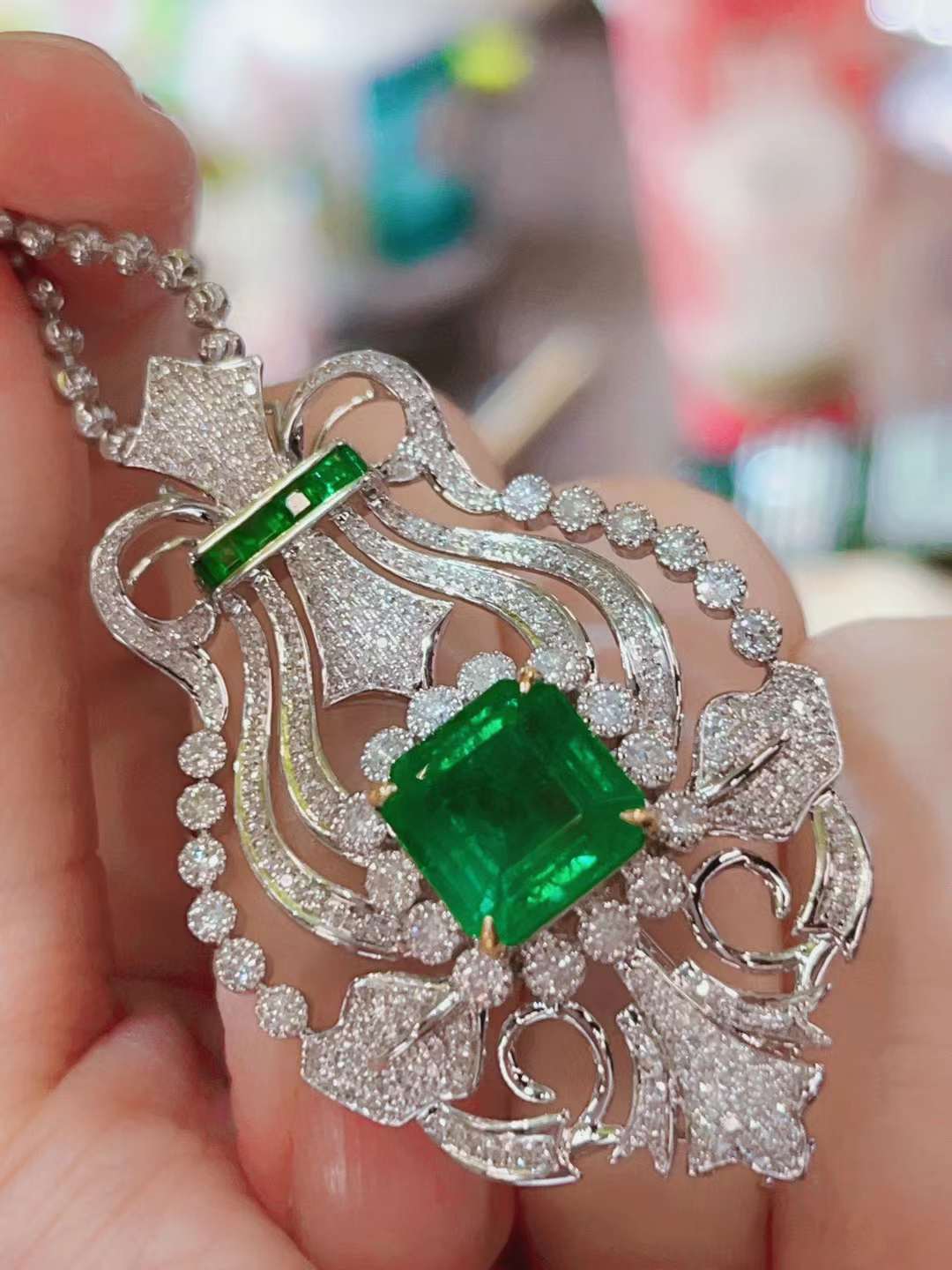 Luxury Natural Emerald Brooch and Pendant, Unique Art Deco Design, Bridal Necklace, Anniversary Necklace, Gift for Her