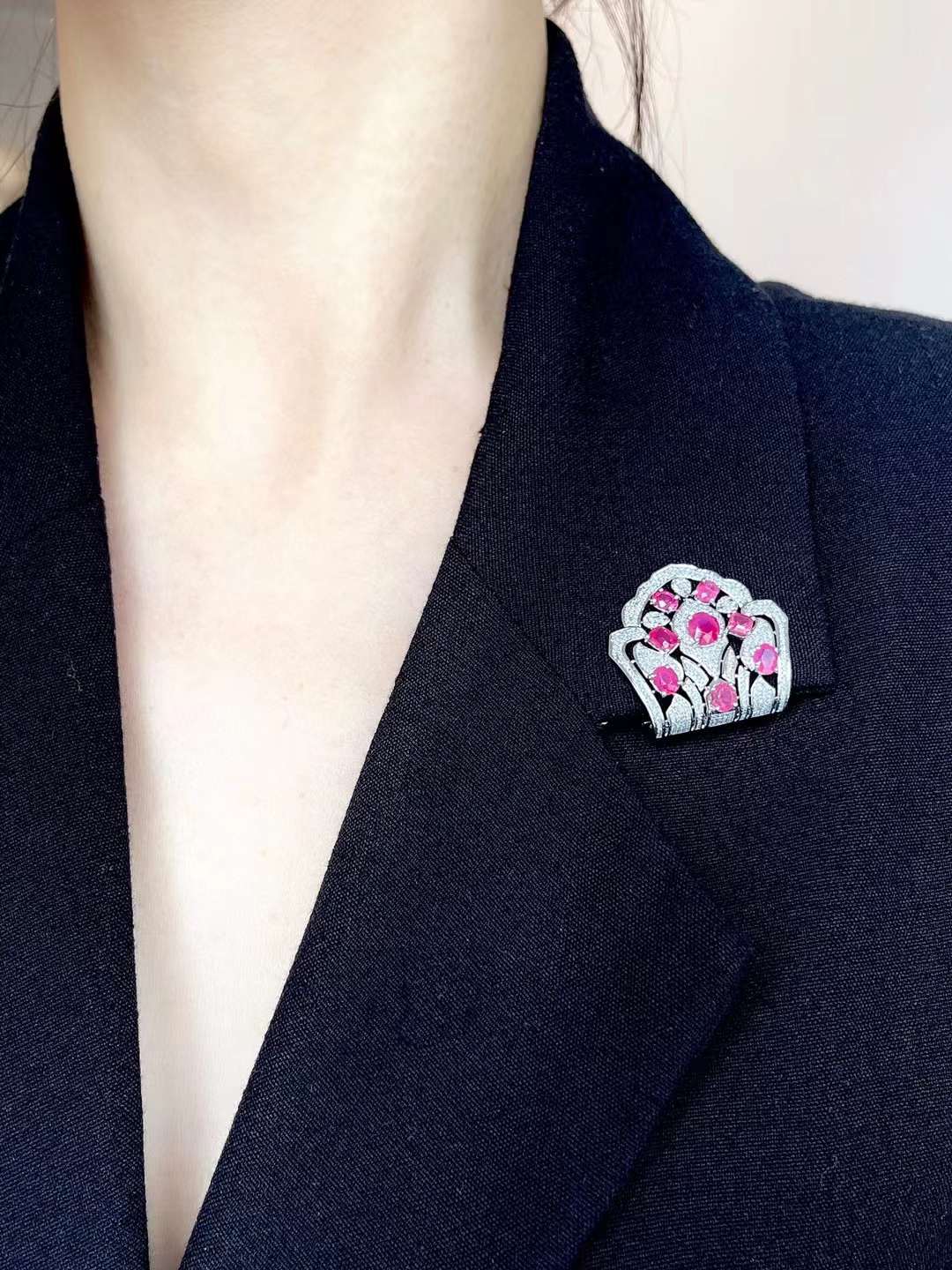 Luxury Natural Mahenggai Spinel Brooch, Unique Art Deco Design, Bridal Necklace, Anniversary Necklace, Gift for Her