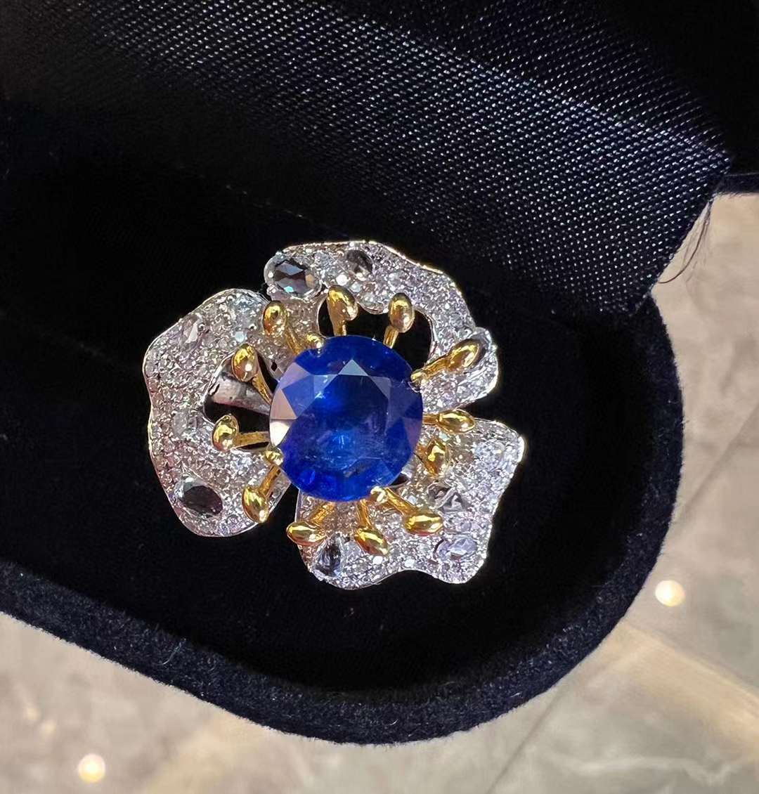 Luxury Natural Sapphire Ring with Diamonds, Unique Floral Design, Bridal Ring, Anniversary Ring, Gift for Her